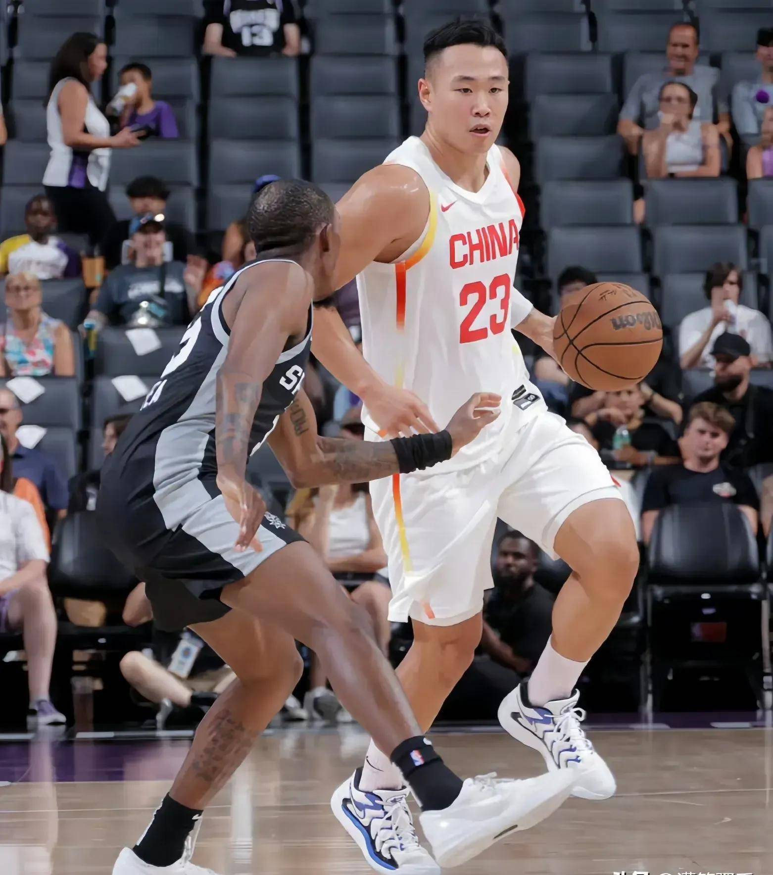 陕西男篮在客场展现出不俗实力 陕西男篮在客场展现出不俗实力