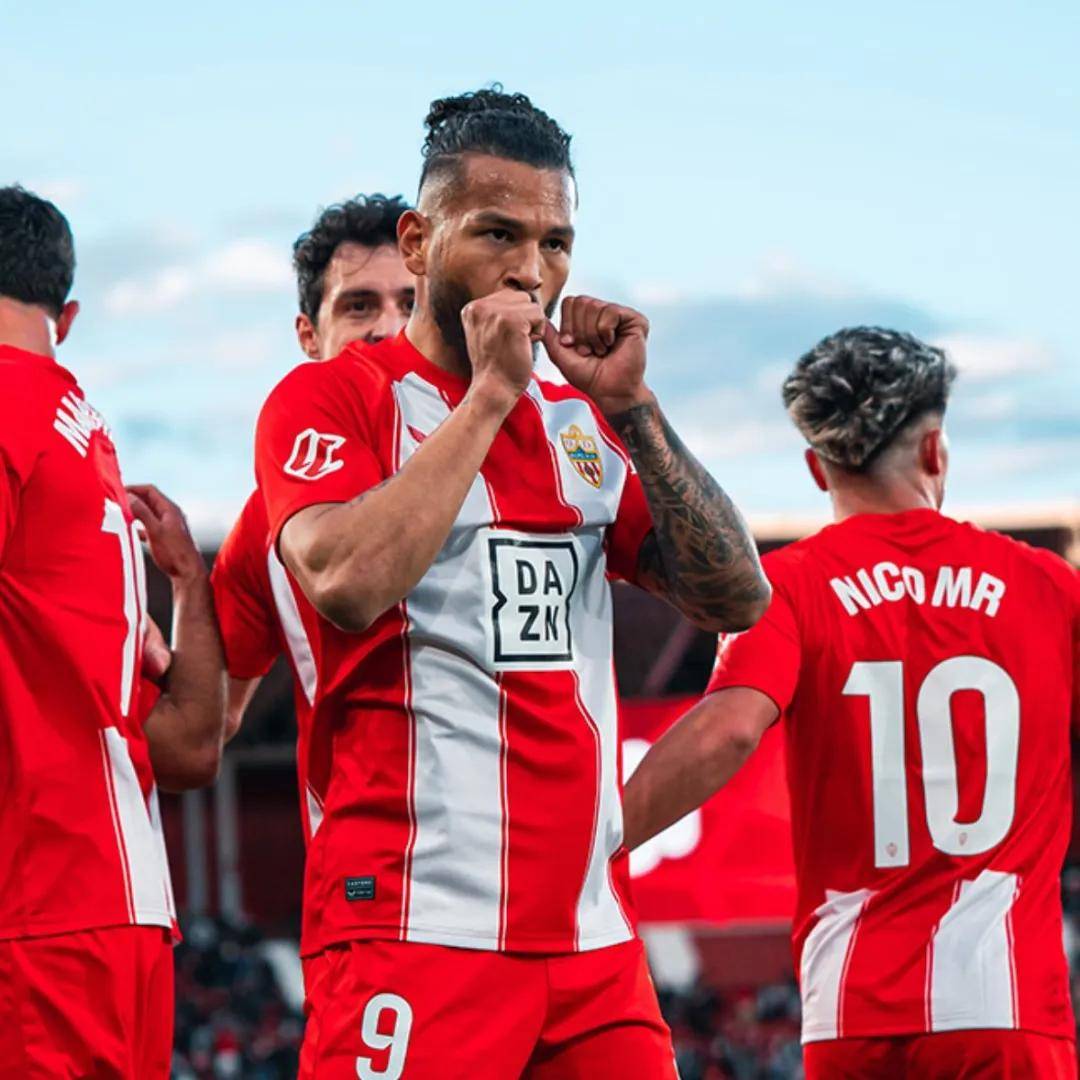 爱游戏官网-包含特写：利物浦-完胜那不勒斯，晋级八强的词条