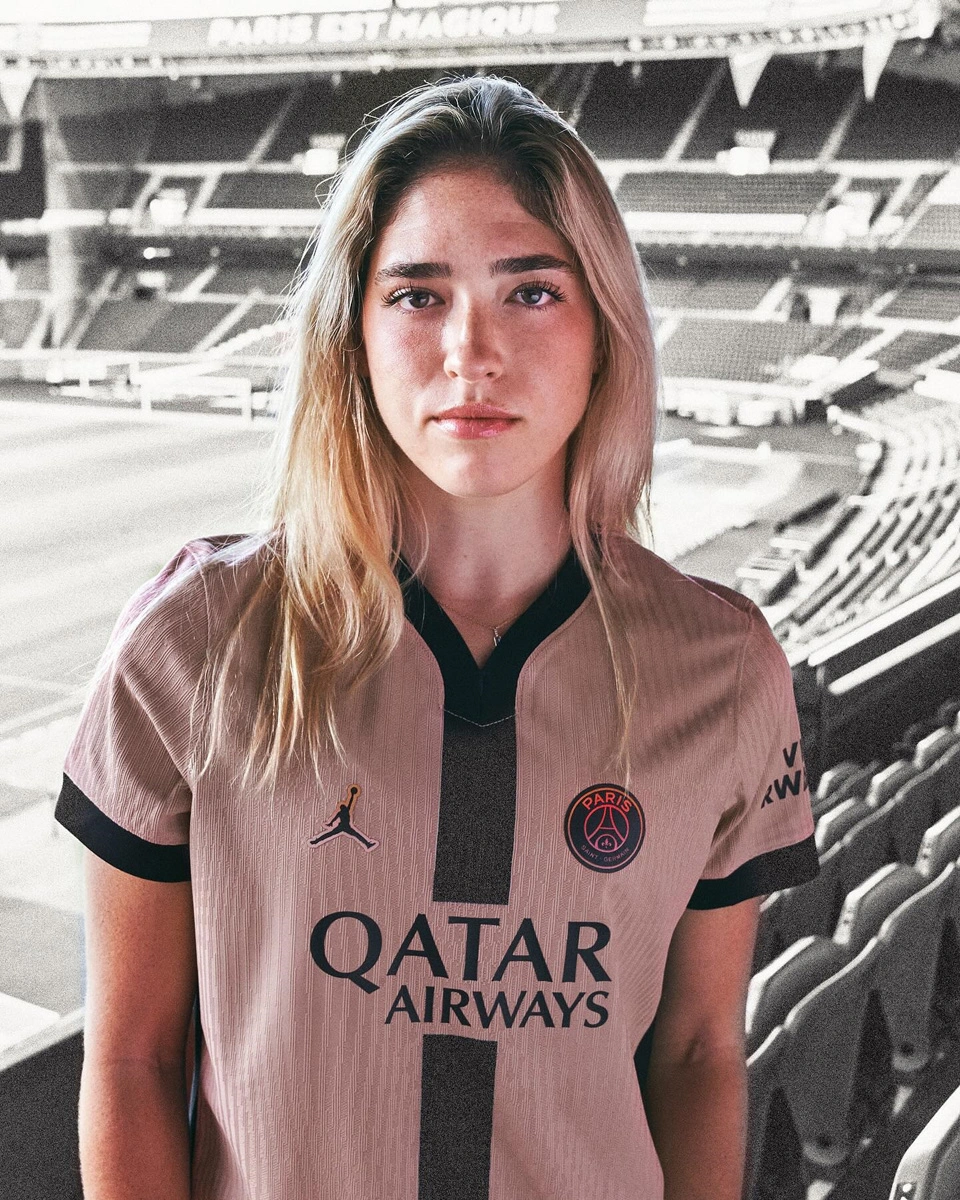 爱游戏登录-包含巴黎圣日耳曼球员在社区义务服务的词条