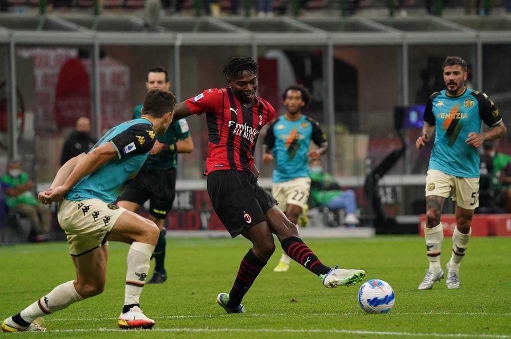 关于AC米兰客场扳回比分,取得宝贵三分的信息 关于AC米兰客场扳回比分,取得宝贵三分的信息