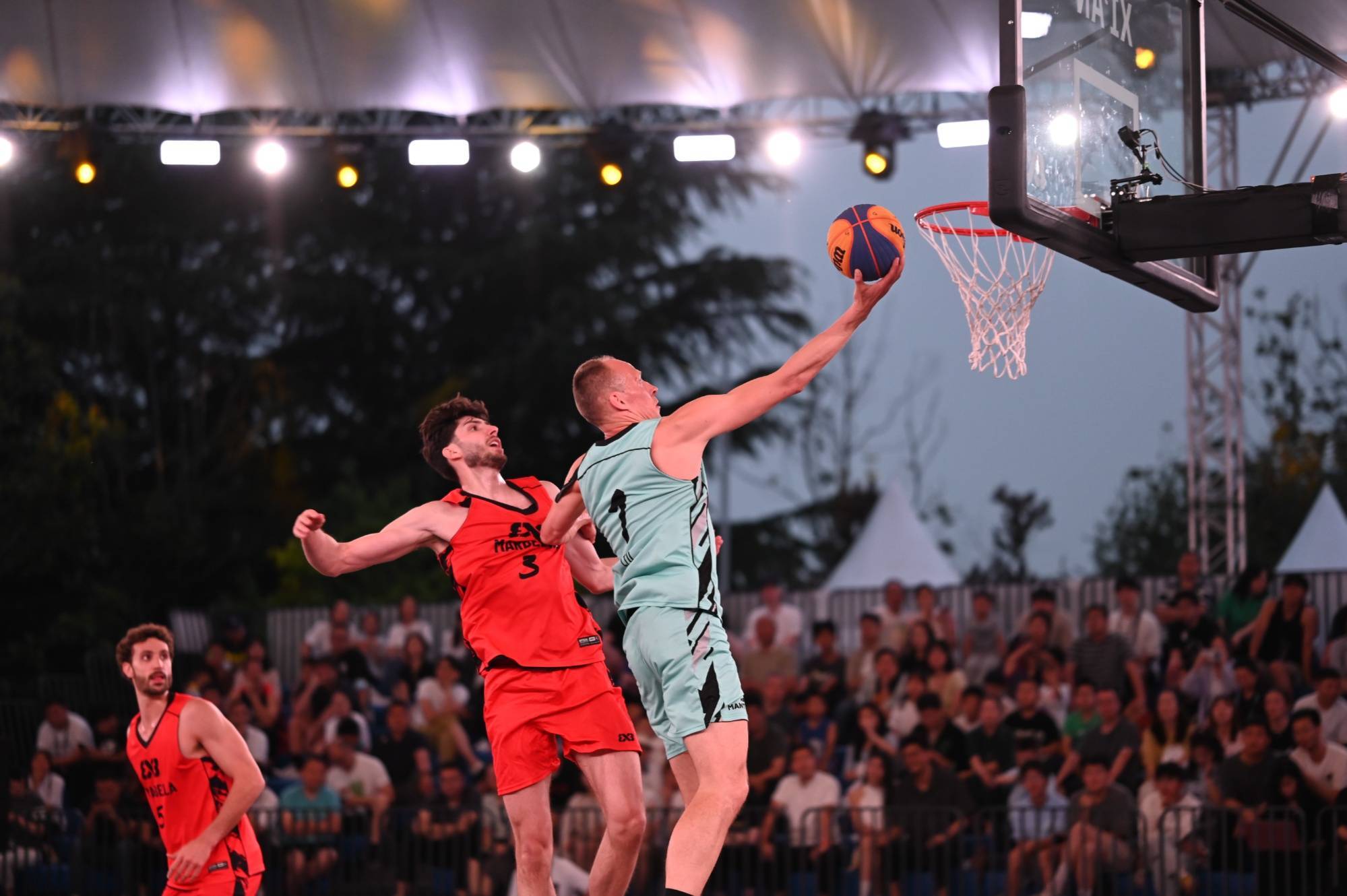 陕西男篮展现实力，积极备战