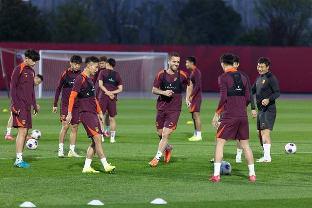 新援火速融入球队，展现出色表现