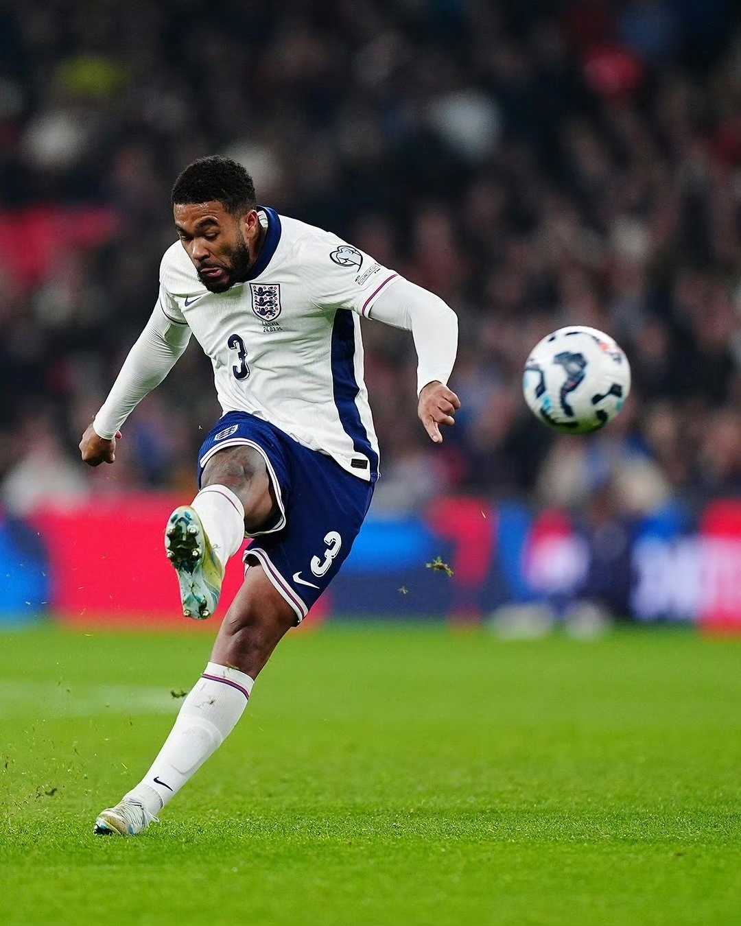 英格兰国家足球队击败土耳其队夺胜利 英格兰国家足球队击败土耳其队夺胜利