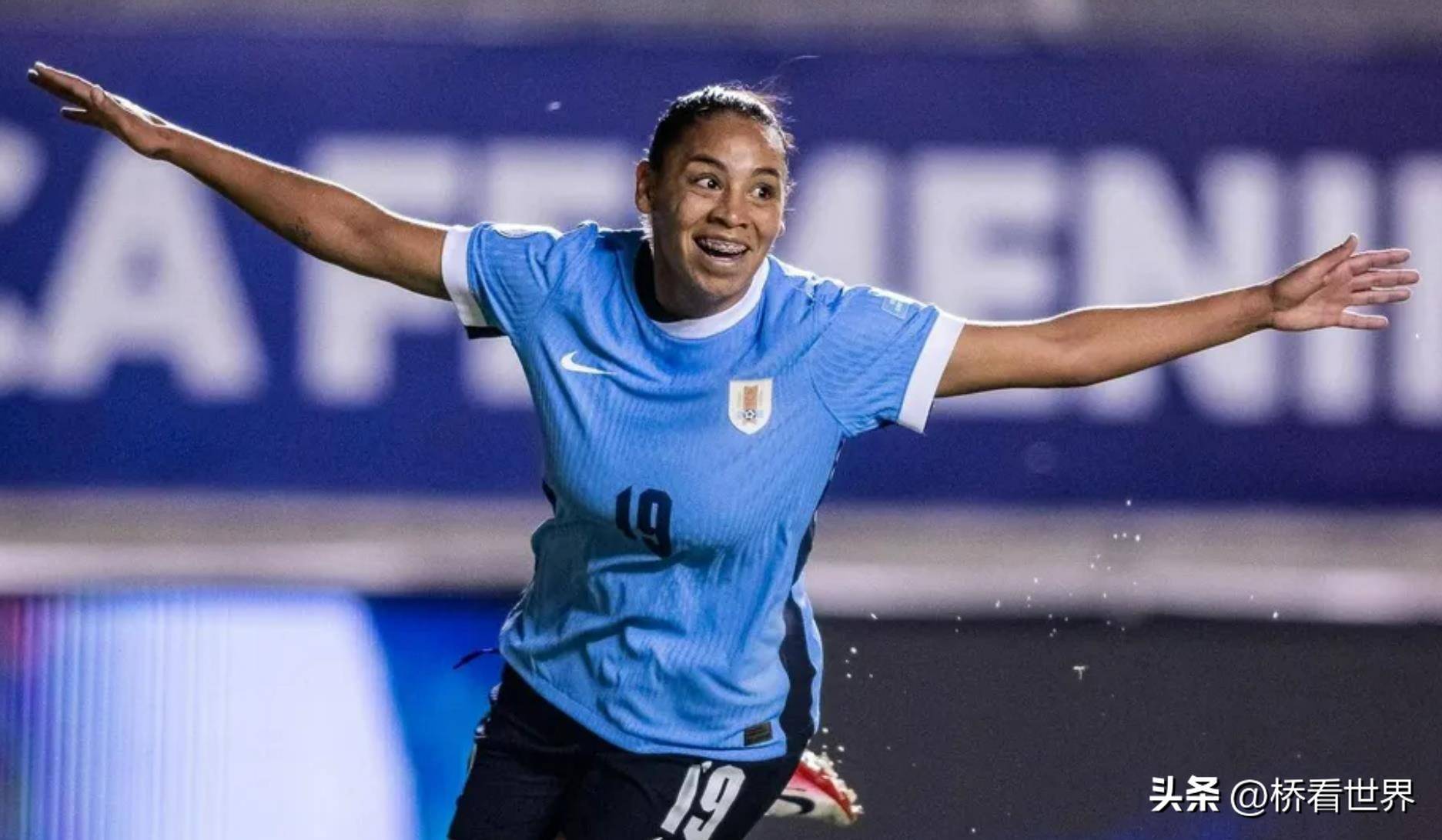 智利女足战胜泰国，晋级十六强赛