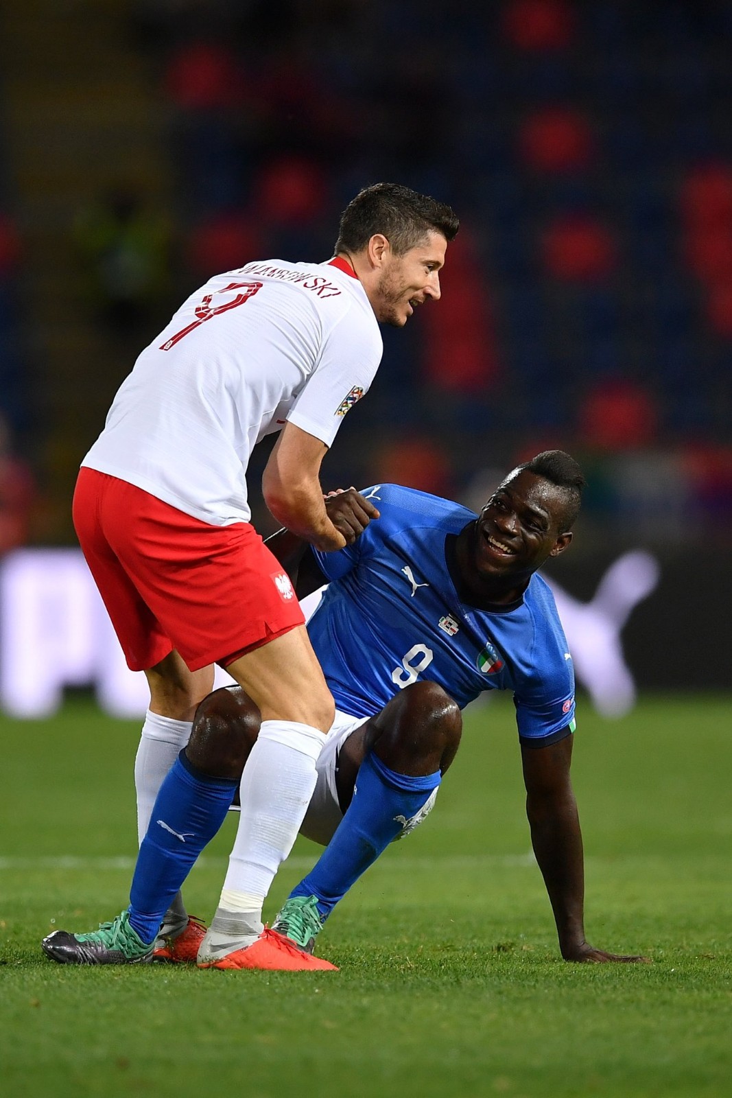 爱游戏网页版登录入口-关于意大利客场战平波兰，保持不败纪录的信息