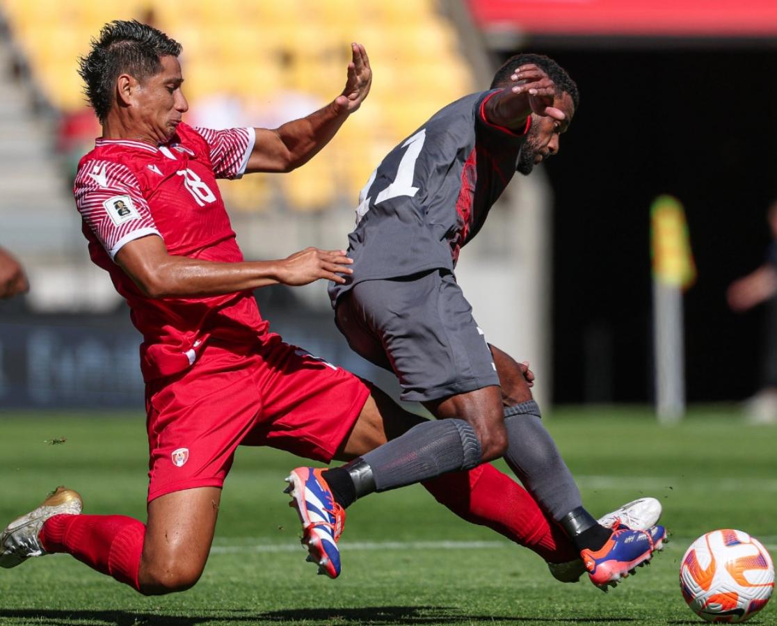 关于阿拉维斯十人击败对手，壮举引人注目的信息