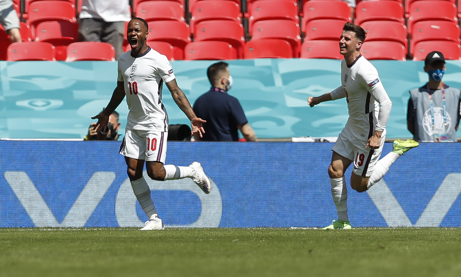 爱游戏中国官网-关于欧锦赛小组赛：克罗地亚队险胜，晋级步伐不停的信息