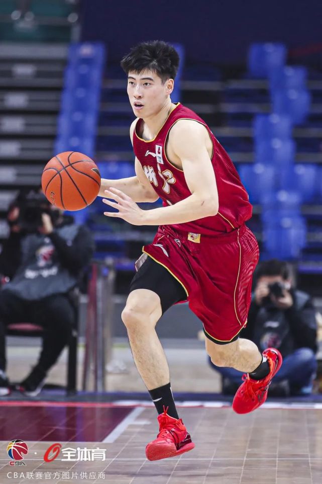 爱游戏体育官网-包含技战术研究，CBA联赛各队各展所长的词条