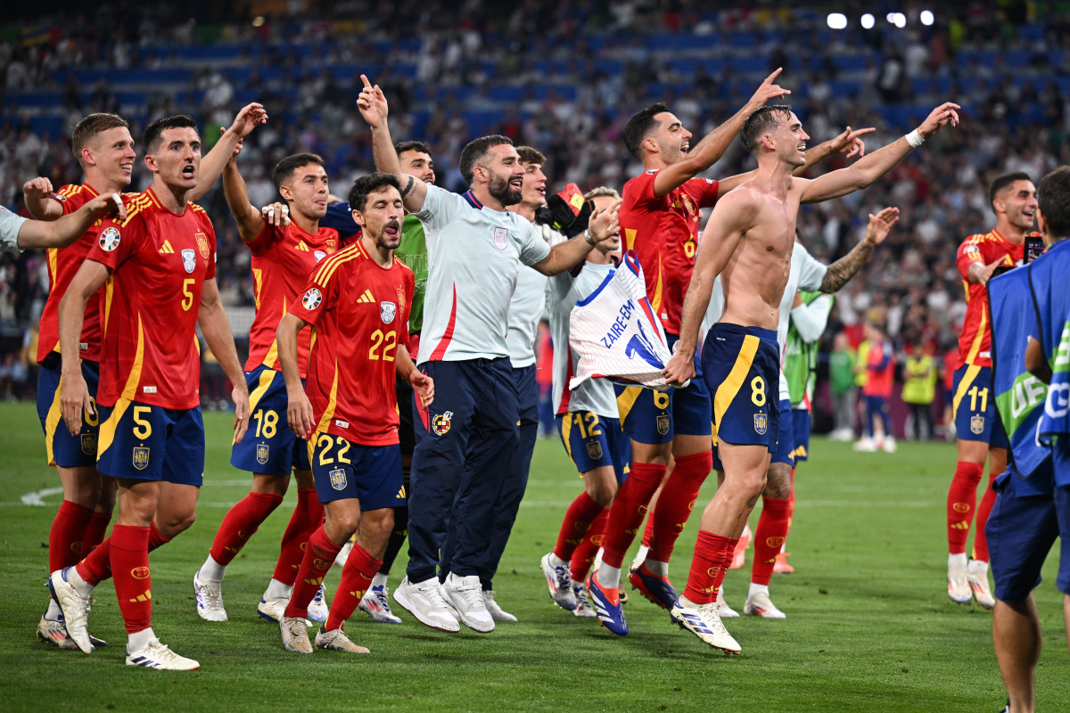 关于俄罗斯战队成功晋级，欧国联半决赛对阵西班牙的信息