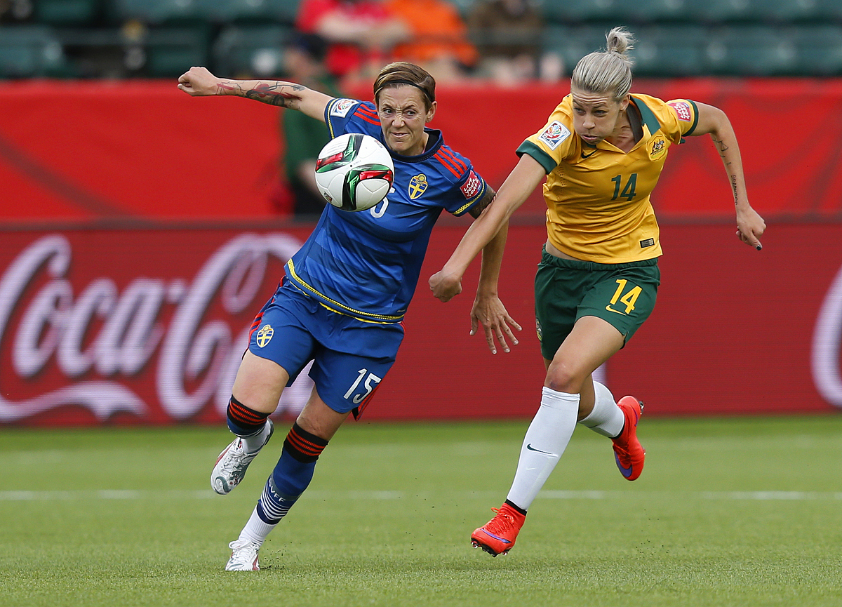 爱游戏官方入口-包含强强碰撞！欧洲足坛的精彩赛事的词条