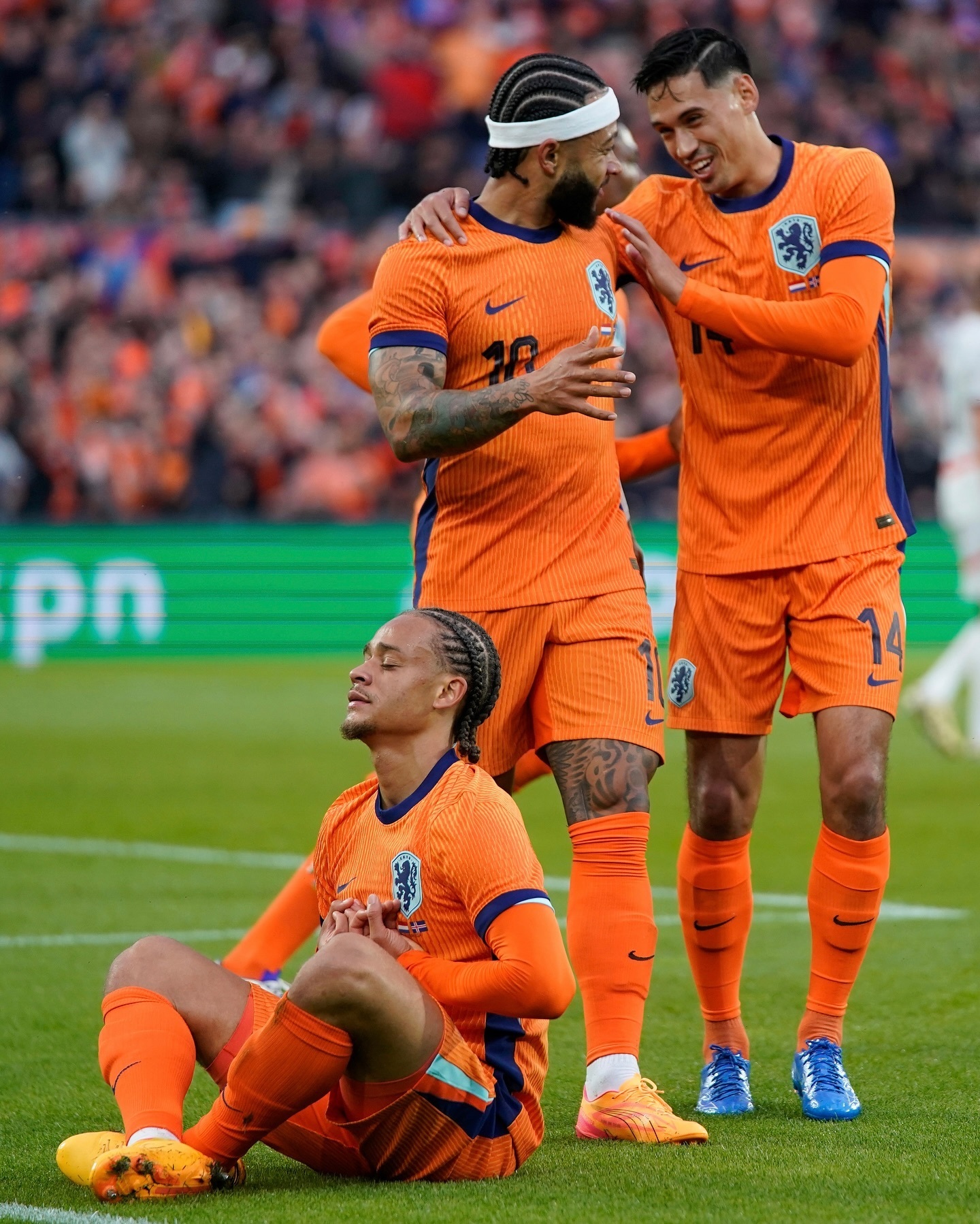 荷兰队面临挑战：欧锦赛夺冠热门备战的简单介绍