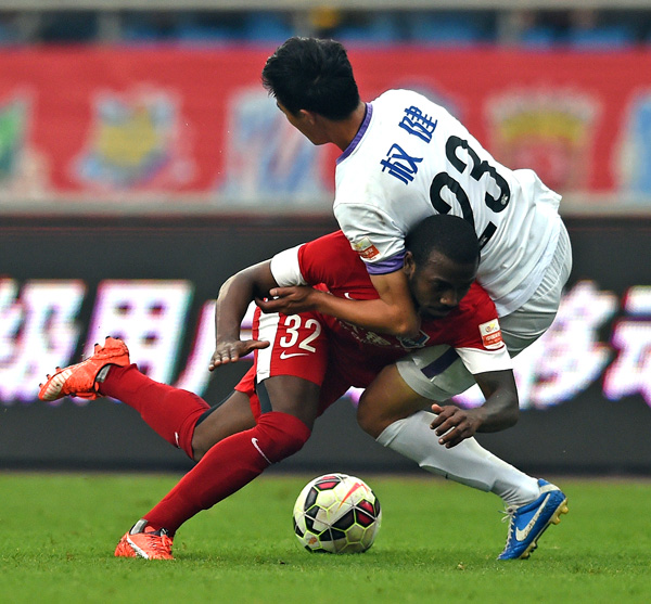 关于上海申鑫对阵重庆力帆，谁将笑到最后？的信息