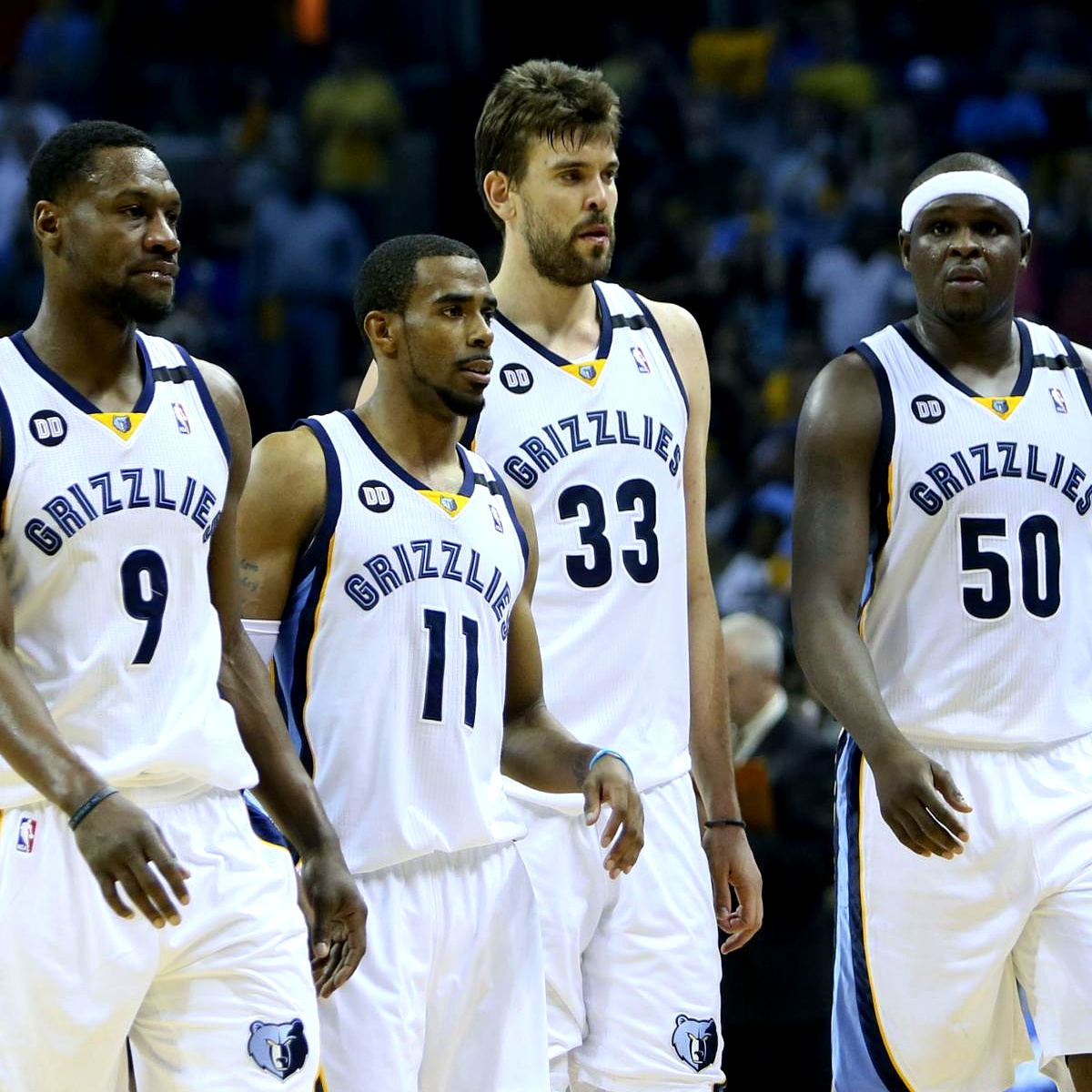 太阳队年轻球员崭露头角,球队未来有望 太阳队年轻球员崭露头角,球队未来有望