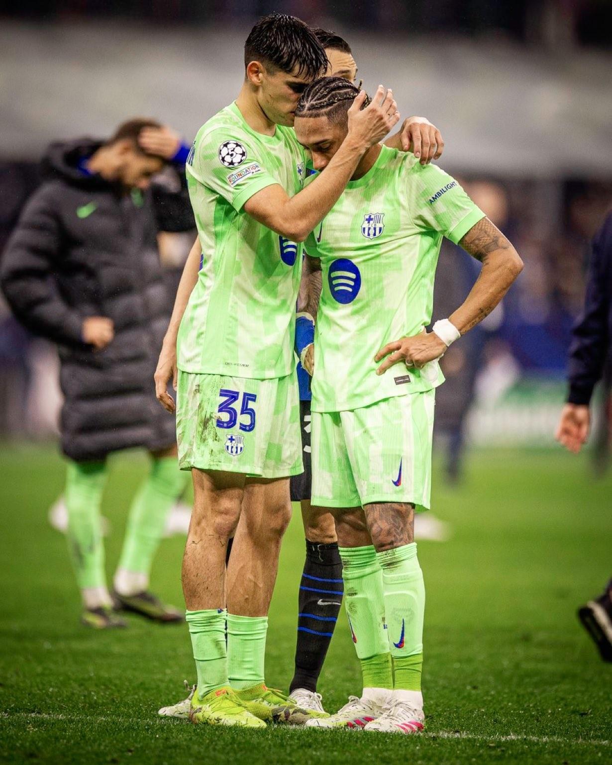 爱游戏官网入口-巴萨不敌对手，惨遭淘汰出局