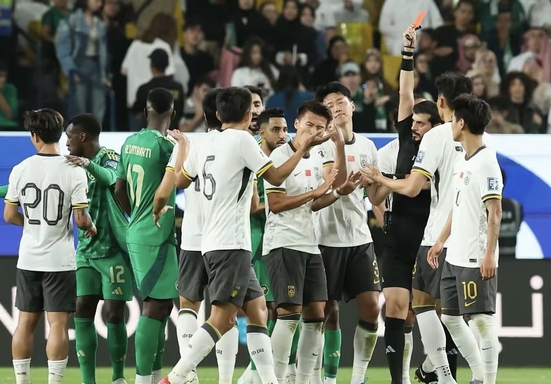 包含亚洲强队崛起,引发全球球迷热议的词条 包含亚洲强队崛起,引发全球球迷热议的词条